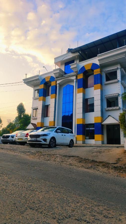 Lumino Karthika Hotel Munnar Exterior photo